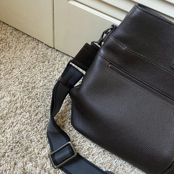 Mark & Graham Leather Briefcase Bag Chocolate Brown Shoulder Side Bag - Picture 4 of 16